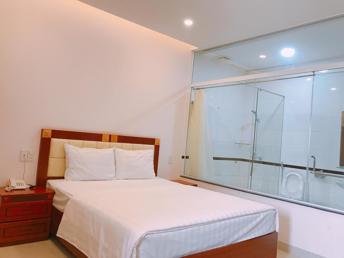 Hoang Ngoc Hotel Плейку Екстер'єр фото